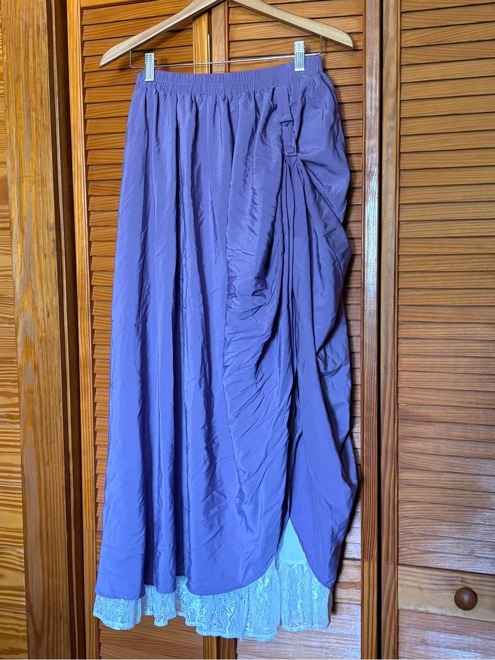 Purple Renaissance Elastic Waist
Double-Layer Lace Hem
Long Skirts